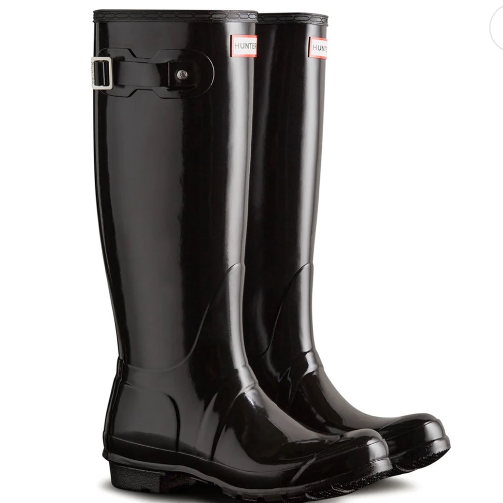 Hunter Women's Original Tall Gloss Rain Boots (size 6)